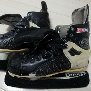 シーシーエム(CCM)のアイスホッケー　スケート靴(ウインタースポーツ)