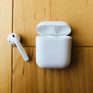 アップル(Apple)のAirPods ジャンク イヤホン左のみ(ヘッドフォン/イヤフォン)