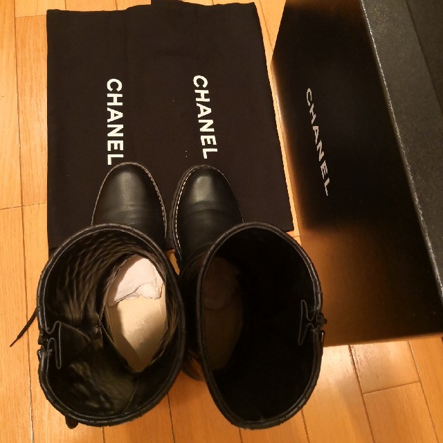 CHANEL(シャネル)のシャネル　エンジニアブーツ レディースの靴/シューズ(ブーツ)の商品写真