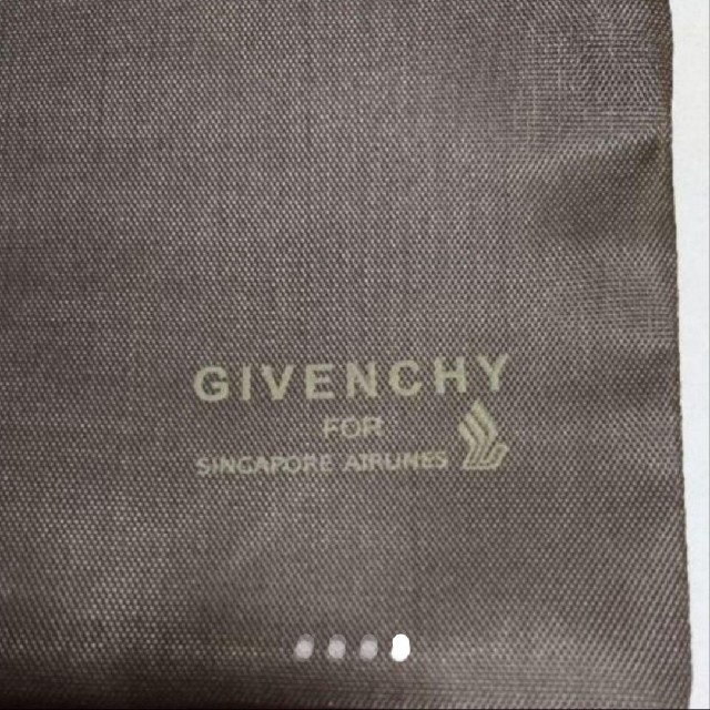 GIVENCHY(ジバンシィ)の希少●GIVENCHYジバンシー シンガポール航空 アメニティポーチ 5枚セット レディースのファッション小物(ポーチ)の商品写真