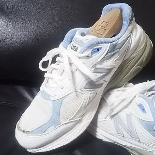 ニューバランス(New Balance)の
希少アメリカ製ビンテージ！ニューバランス990高級スニーカー白水色！


(スニーカー)