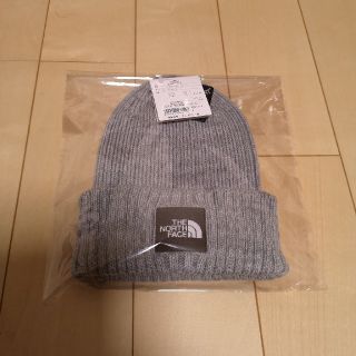 ザノースフェイス(THE NORTH FACE)の新型　ニット帽　グレー(ニット帽/ビーニー)