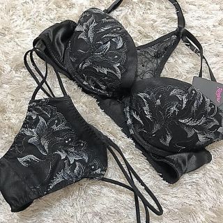 ラヴィジュール(Ravijour)のRavijour Tバック SET C65〜70 定価7000円 新品未使用(ブラ&ショーツセット)