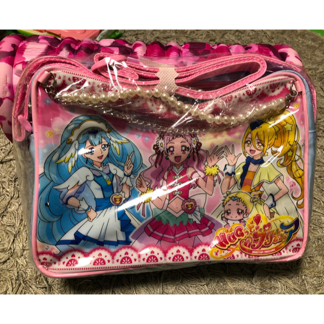 BANDAI(バンダイ)の値下げ❗新品、未開封❗HUGっと！プリキュアエナメルショルダーバッグ エンタメ/ホビーのおもちゃ/ぬいぐるみ(キャラクターグッズ)の商品写真