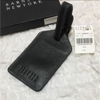 バーニーズニューヨーク(BARNEYS NEW YORK)の【BARNEYS NEW YORK】ラゲッジタグ(パスケース/IDカードホルダー)