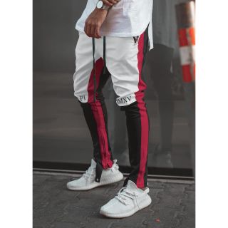 フィアオブゴッド(FEAR OF GOD)のGUAPI BIKER TRACK PANTS V4(その他)