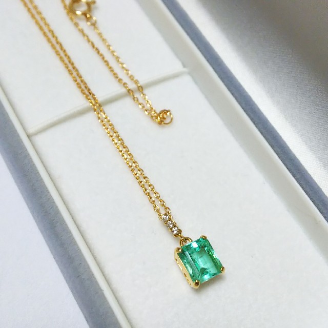 K18 エメラルド&ダイヤ ネックレスの通販 by peachdori's shop｜ラクマ