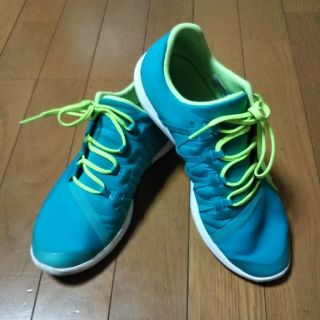 アンダーアーマー(UNDER ARMOUR)のアンダーアーマーシューズ(スニーカー)