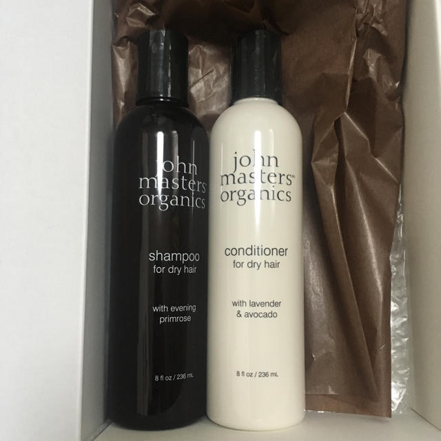 John Masters Organics(ジョンマスターオーガニック)の【くうたろす様専用】John Masters Organics  コスメ/美容のヘアケア/スタイリング(シャンプー)の商品写真