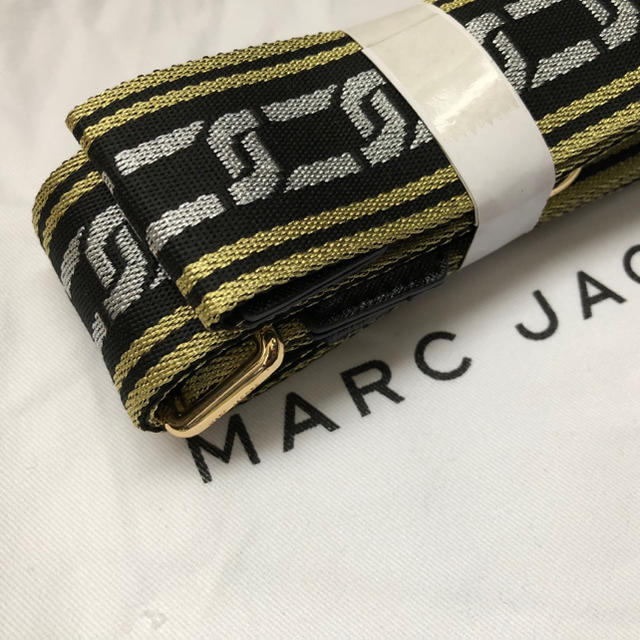 MARC JACOBS(マークジェイコブス)の新品本物マークジェイコブススナップショットバッグブラック レディースのバッグ(ショルダーバッグ)の商品写真