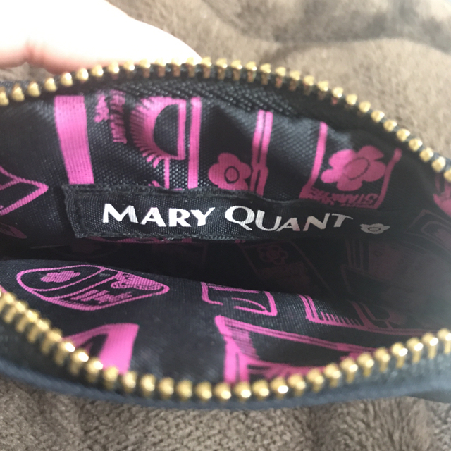 MARY QUANT(マリークワント)のマリークワント ポーチ&ティッシュケース レディースのファッション小物(ポーチ)の商品写真