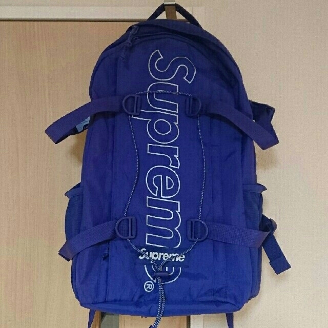 Supreme(シュプリーム)のみぃ様専用 Supreme backpack 18aw 18fw パープル メンズのバッグ(バッグパック/リュック)の商品写真