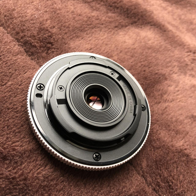 OLYMPUS(オリンパス)のオリンパスボディキャップレンズ スマホ/家電/カメラのカメラ(レンズ(単焦点))の商品写真