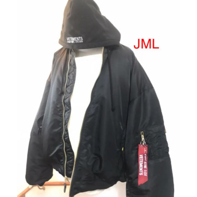 VETEMENTS oversized bomber メンズのジャケット/アウター(フライトジャケット)の商品写真