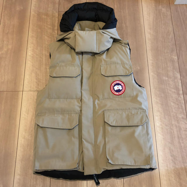 CANADA GOOSE(カナダグース)のカナダグース ダウンベスト メンズのジャケット/アウター(ダウンベスト)の商品写真