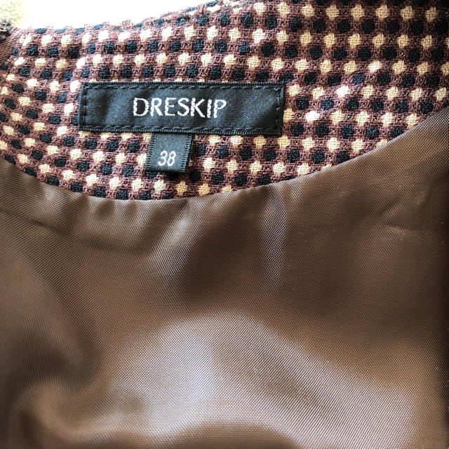 DRESKIP(ドレスキップ)のワンピース ブラウン レディースのワンピース(ひざ丈ワンピース)の商品写真
