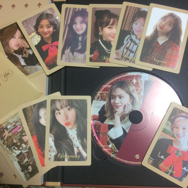 Waste(twice)(ウェストトゥワイス)のTWICE The year of yes エンタメ/ホビーのCD(K-POP/アジア)の商品写真