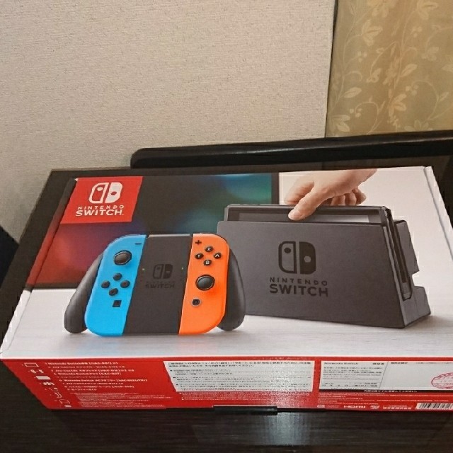 新品 NINTENDO SWITCH 本体 ネオンカラー スイッチ