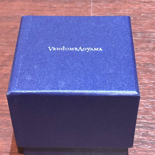 Vendome Aoyama(ヴァンドームアオヤマ)の超美品 ヴァンドーム青山 K10WG ダイヤモンド リング  サイズ1号 1g レディースのアクセサリー(リング(指輪))の商品写真