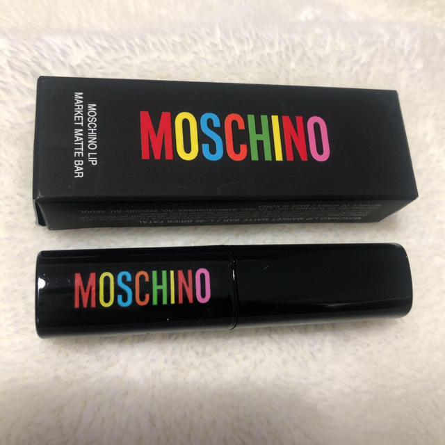 MOSCHINO(モスキーノ)のmoschino×TONY MOLY コラボリップ 韓国限定 コスメ/美容のベースメイク/化粧品(口紅)の商品写真