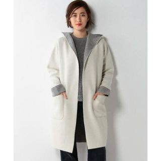 ユナイテッドアローズ(UNITED ARROWS)の【美品】UNITED ARROWS UBBT フーデッドコート  オフホワイト(ロングコート)