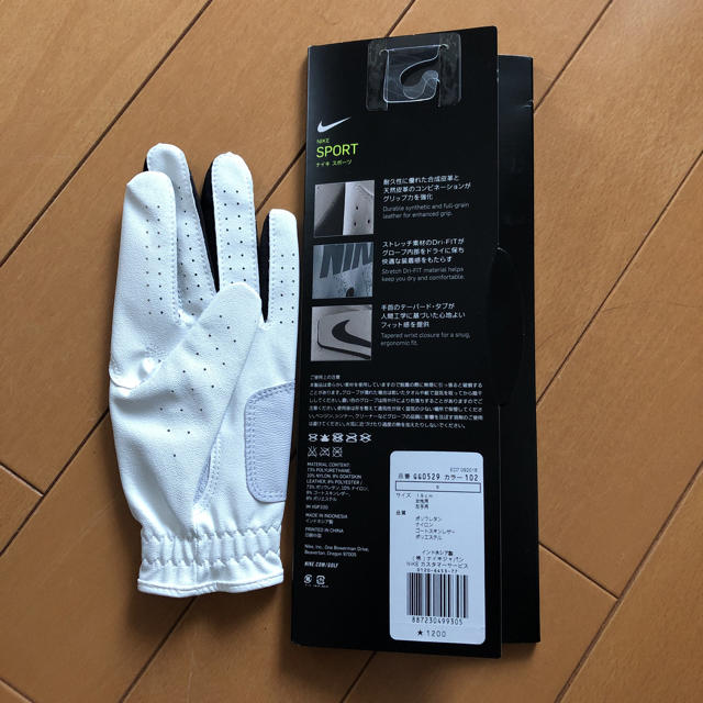 NIKE(ナイキ)のNIKE ナイキゴルフ レディース グローブ 19cm 未使用 スポーツ/アウトドアのゴルフ(その他)の商品写真