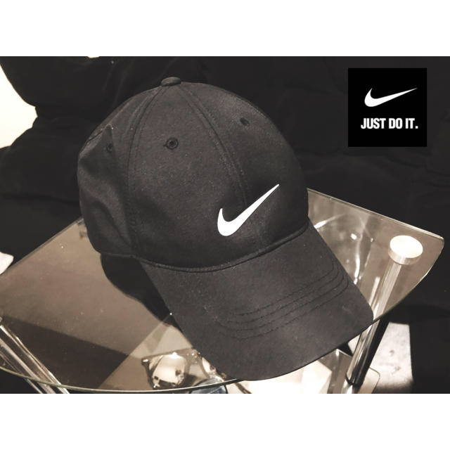 NIKE(ナイキ)のナイキ NIKE キャップ 美品 ブラック メンズの帽子(キャップ)の商品写真