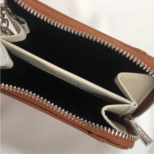 moussy(マウジー)のI♡amuro様専用❣️２点❣️新品 moussy  長財布＆コインケース レディースのファッション小物(財布)の商品写真