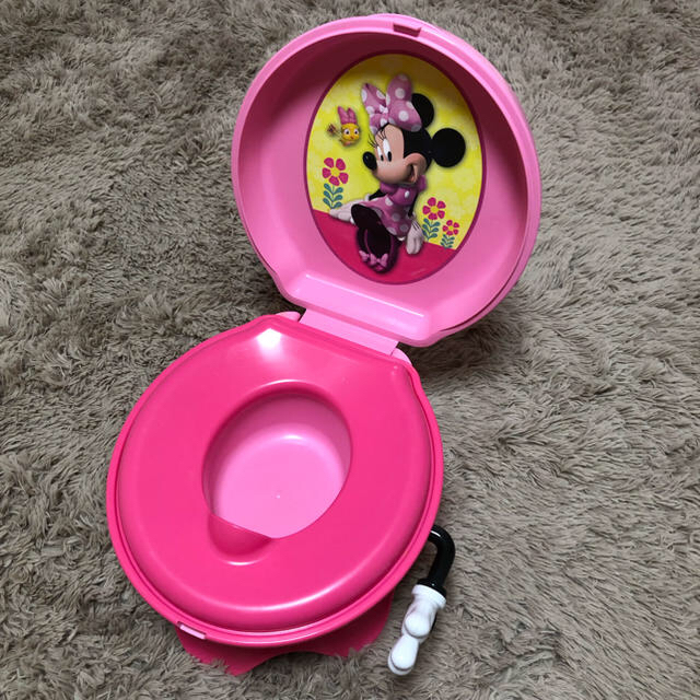 Disney(ディズニー)のトイレトレーニング用 子供用トイレ キッズ/ベビー/マタニティのおむつ/トイレ用品(補助便座)の商品写真