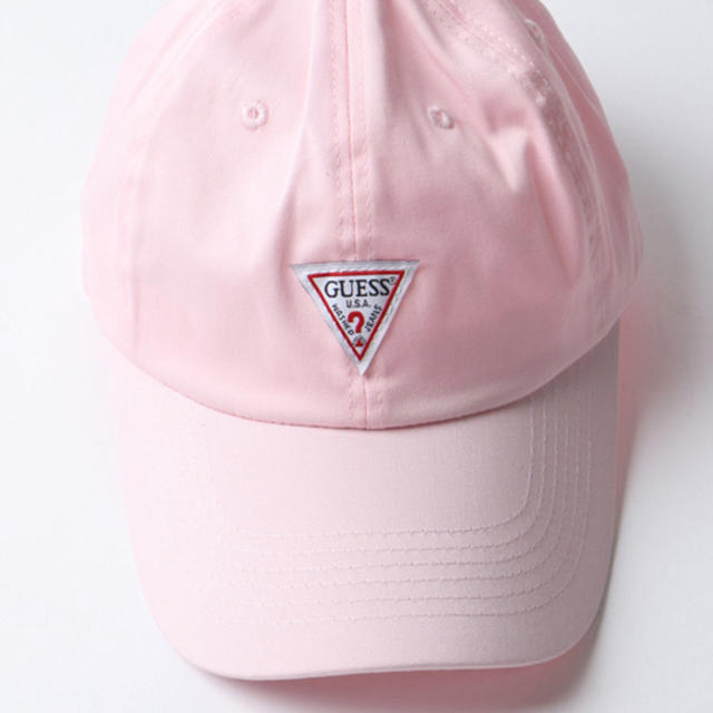 GUESS(ゲス)のGUESS✨美品キャップ✨ レディースの帽子(キャップ)の商品写真