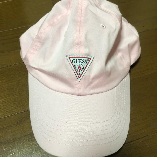 GUESS(ゲス)のGUESS✨美品キャップ✨ レディースの帽子(キャップ)の商品写真