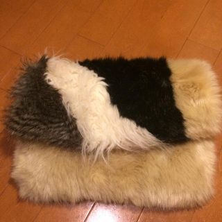 リバーアイランド(RIVER ISLAND)のふわもこファークラッチバッグ(クラッチバッグ)