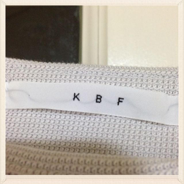 KBF(ケービーエフ)のKBF＊トップス レディースのトップス(カットソー(半袖/袖なし))の商品写真