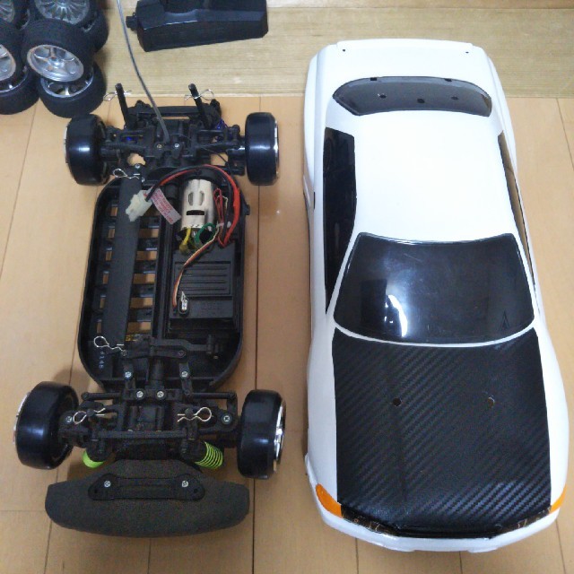 仕様変更タミヤ TT-01 R32 GT-R ドリフトの通販 by kokoharu's 仕様変更タミヤ TT-01 R32 GT-R ドリフトの通販 by kokoharu's