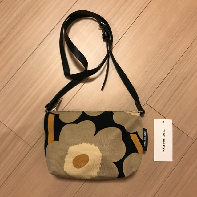 marimekko(マリメッコ)のナベカルさま マリメッコ ウニッコ ショルダーバッグ レディースのバッグ(ショルダーバッグ)の商品写真