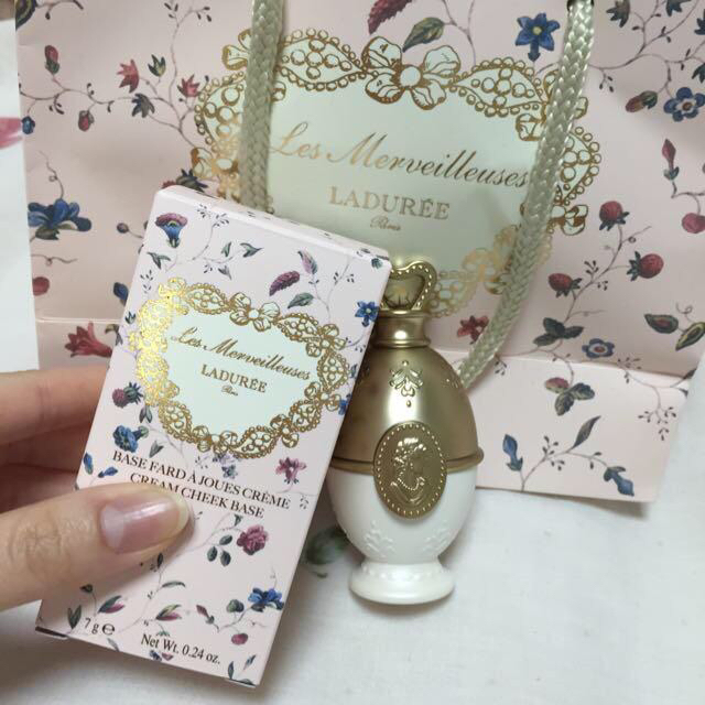 LADUREE(ラデュレ)の智佳子様お取り置き 3/6まで コスメ/美容のベースメイク/化粧品(その他)の商品写真