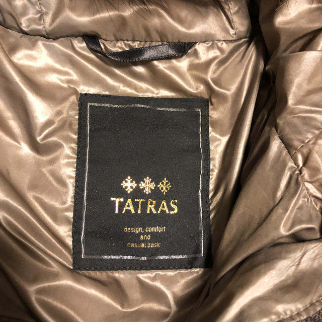 TATRAS(タトラス)のタトラスデアディアDEADIA02ダウンコートモンクレールヘルノカナダグース レディースのジャケット/アウター(ダウンコート)の商品写真