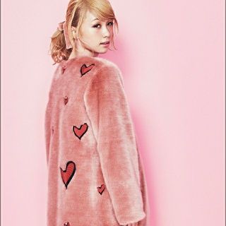 ❤️ ★Alice olive 2020新作　新品  ジャケット　白、赤2 色