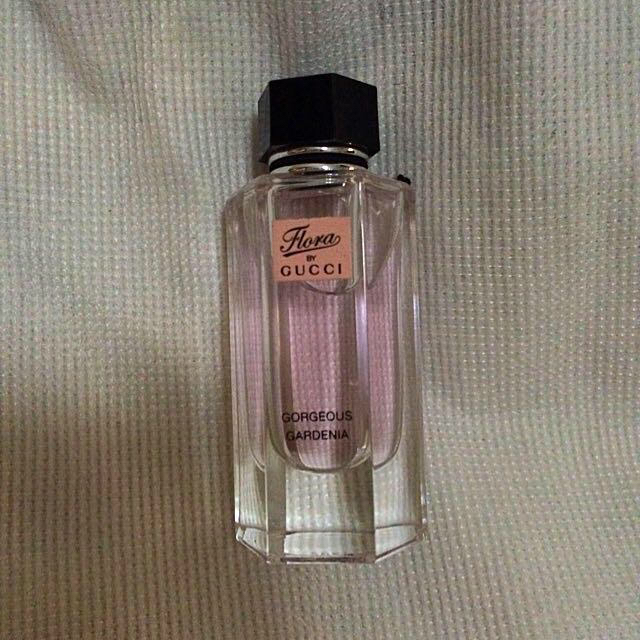 Gucci(グッチ)のgucci 香水 5ml コスメ/美容の香水(香水(女性用))の商品写真