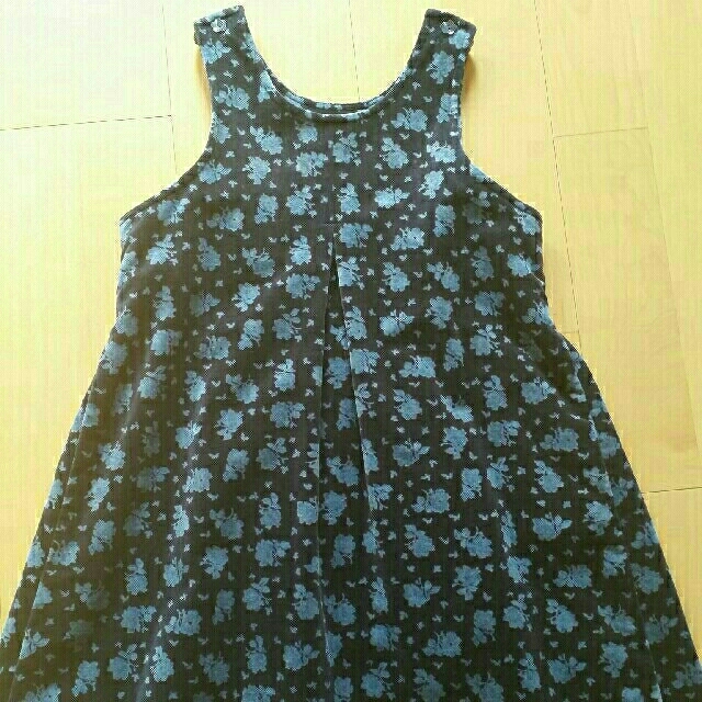 LAURA ASHLEY(ローラアシュレイ)のローラアシュレー⭐ワンピース150cm キッズ/ベビー/マタニティのキッズ服女の子用(90cm~)(ワンピース)の商品写真