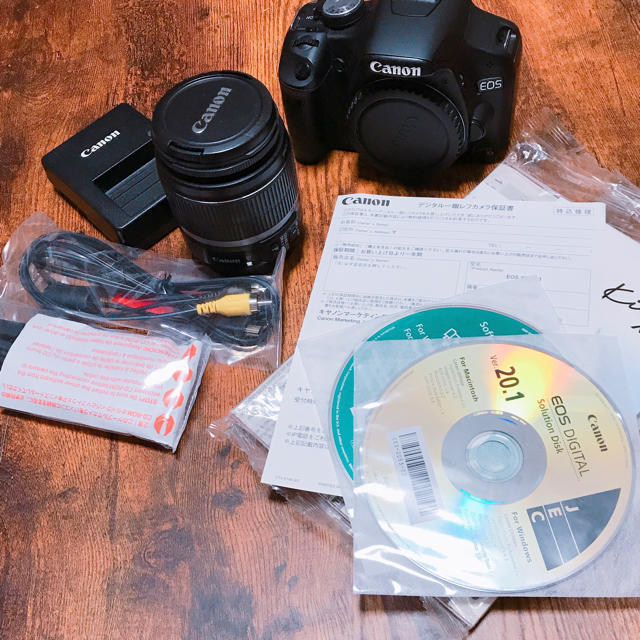 ★超美品 Canon EOS Kiss X3 18-55mmレンズ抜き