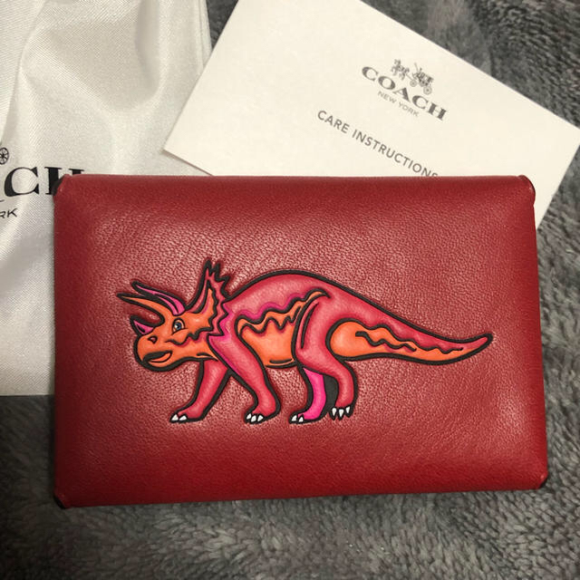 COACH(コーチ)のCOACH コーチ 恐竜 名刺入れ カードケース 小銭入れ レア レッド 美品 レディースのファッション小物(名刺入れ/定期入れ)の商品写真