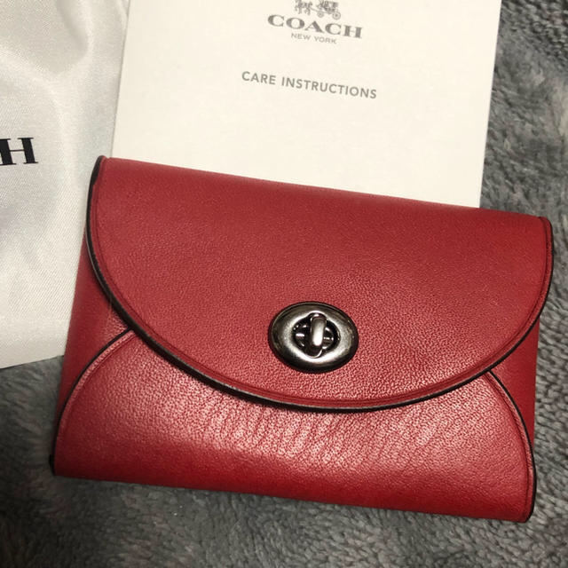 COACH(コーチ)のCOACH コーチ 恐竜 名刺入れ カードケース 小銭入れ レア レッド 美品 レディースのファッション小物(名刺入れ/定期入れ)の商品写真