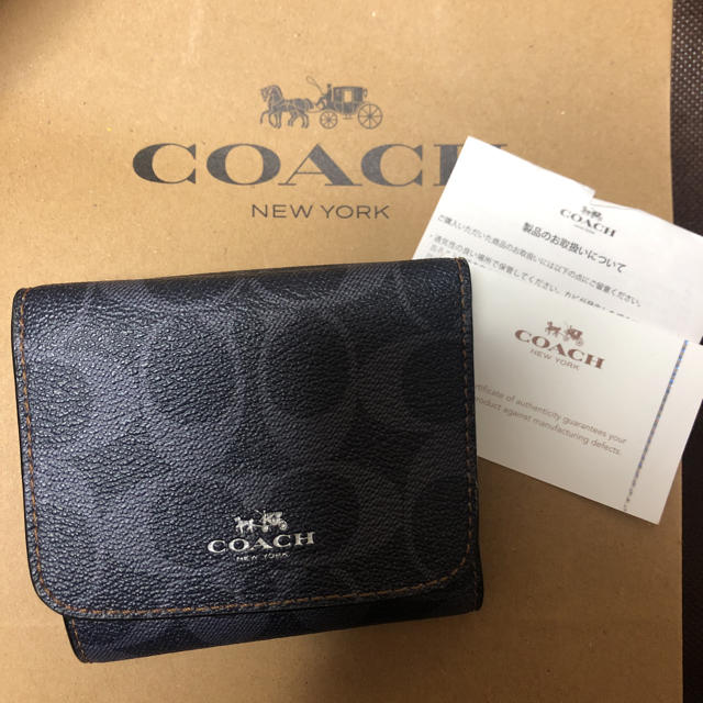 COACH 3つ折り財布