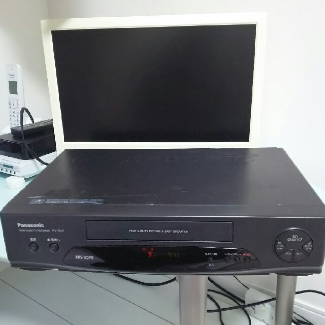 Panasonic(パナソニック)のパナソニック VHSビデオデッキ スマホ/家電/カメラのテレビ/映像機器(その他)の商品写真