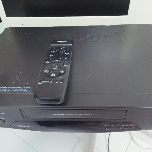 Panasonic(パナソニック)のパナソニック VHSビデオデッキ スマホ/家電/カメラのテレビ/映像機器(その他)の商品写真