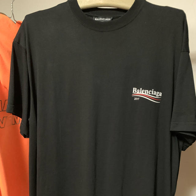 Balenciaga(バレンシアガ)のbalenciaga キャンペーンロゴ メンズのトップス(Tシャツ/カットソー(半袖/袖なし))の商品写真