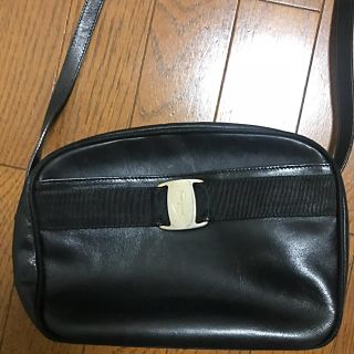 サルヴァトーレフェラガモ(Salvatore Ferragamo)の専用 フェラガモ ショルダーバッグ(ショルダーバッグ)