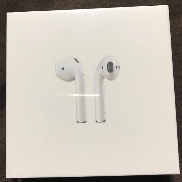 スマホ/家電/カメラAirPods(エアーポッズ)新品未使用