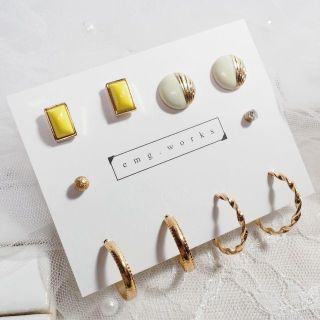 ♡SALE! 送料込 新品 片耳用2個付 ピアス セット 未使用品♡(ピアス)